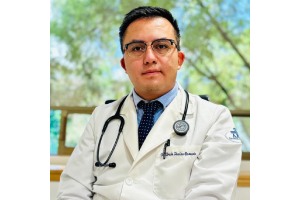 oncólogos - Dr. Efraín Camarín Sánchez